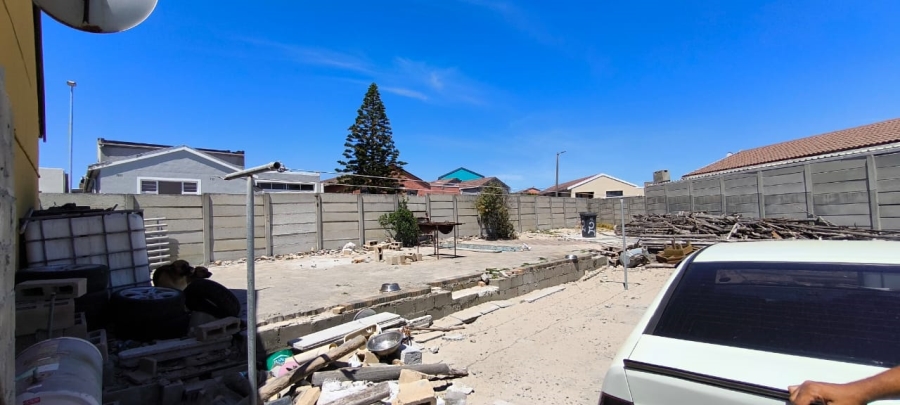 5 Bedroom Property for Sale in Bay View Western Cape